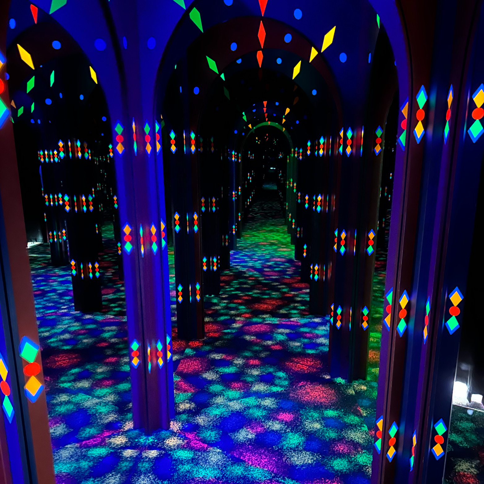 maze of mirrors location mackinac island